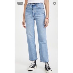 Levi’s Ribcage Straight Ankle Jeans in Tango Gossip